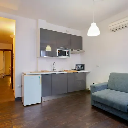 Il Palazz8 2*