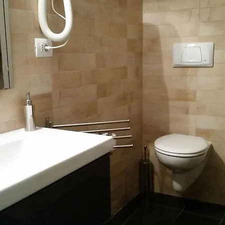 Il Palazz8 3*