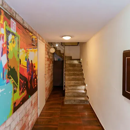 Il Palazz8 2*