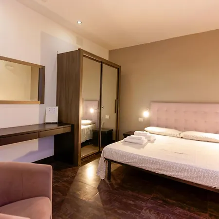 Il Palazz8 2*
